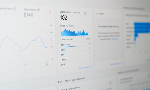 How to Build a High-Converting Landing Page (With Examples)